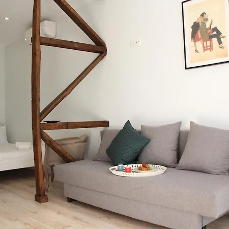 Martim Vaz I - Downtown * Lisbon